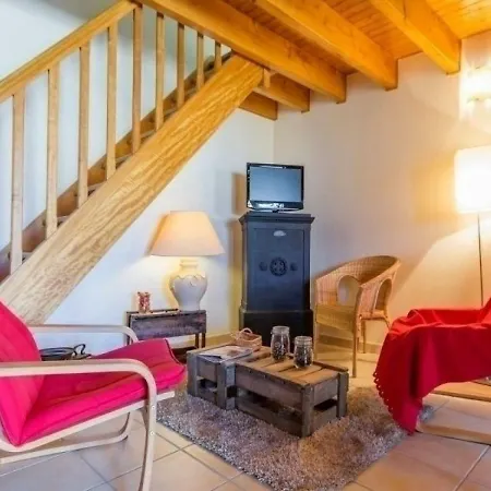 House Fleur De Vigne *