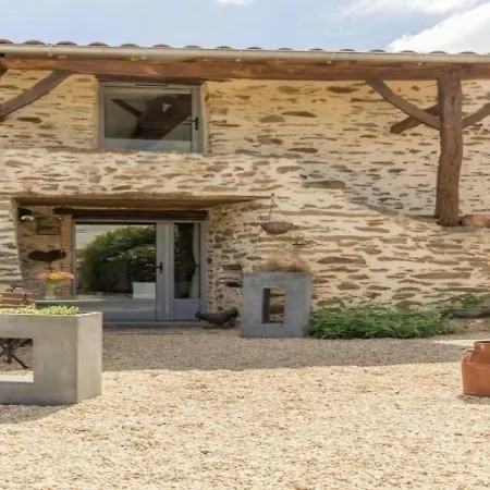 בית נופש House Fleur De Vigne ורטו